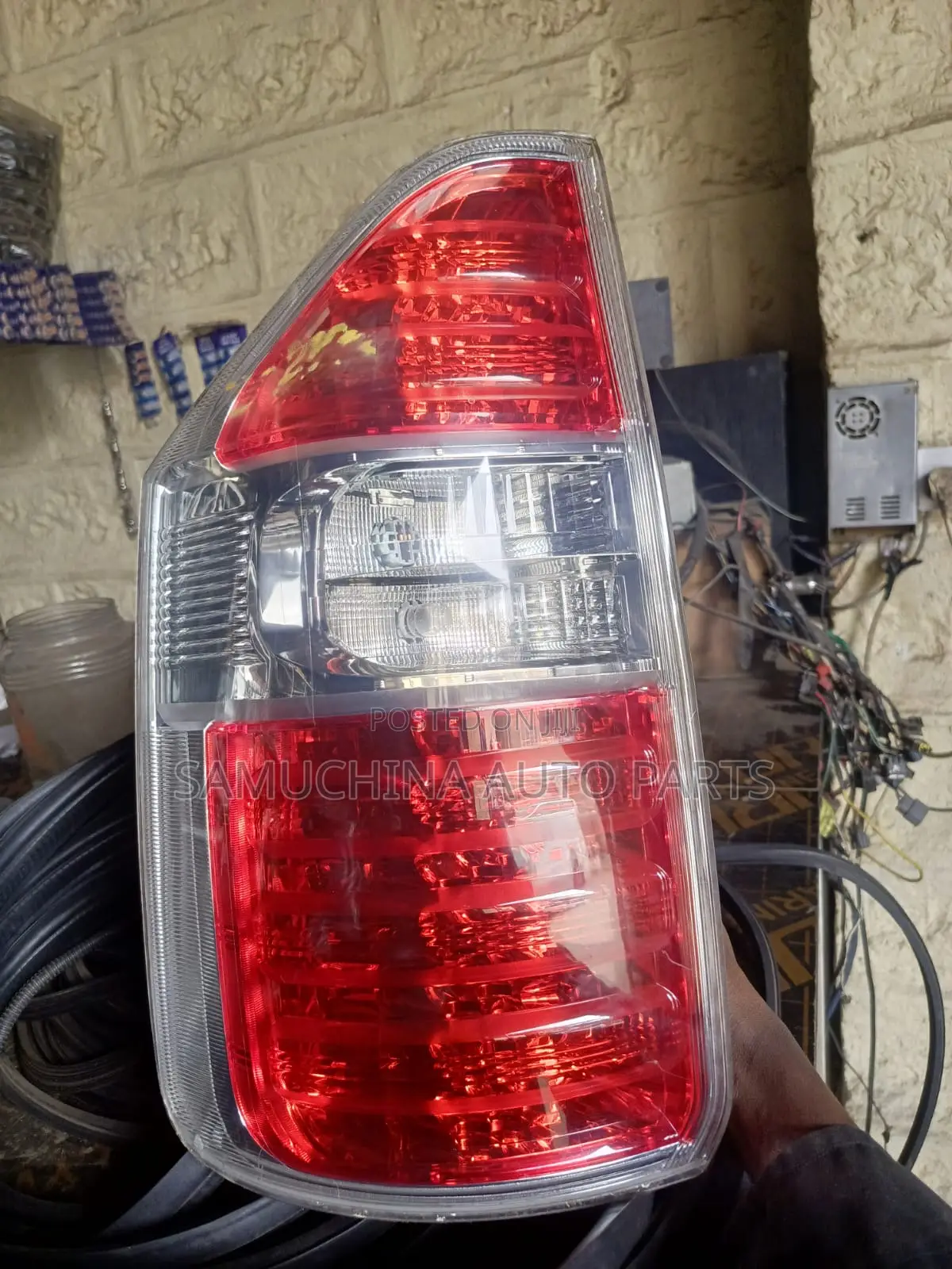 Tail Light Toyota Noah 2008 {Lhs}