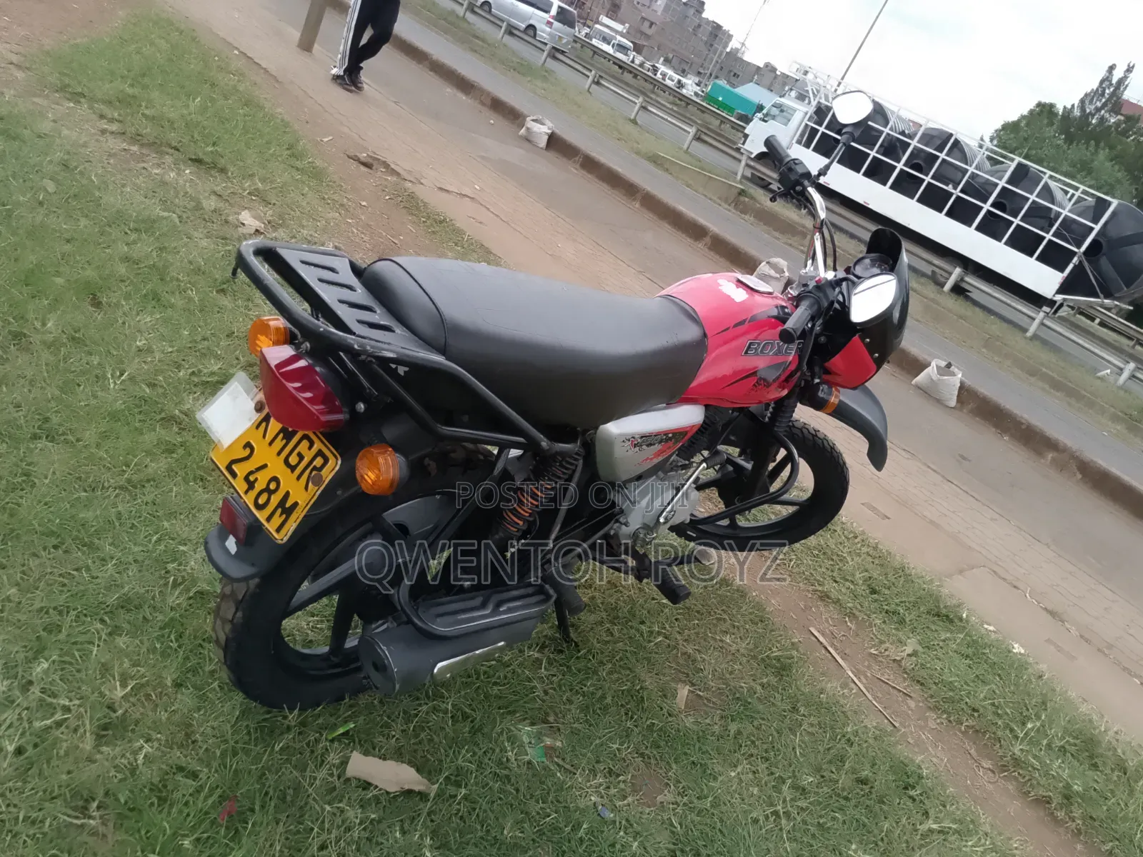 Bajaj Boxer 2025 Red