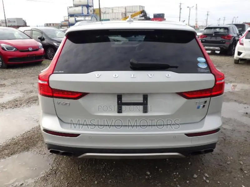 Volvo V60 2019 Beige