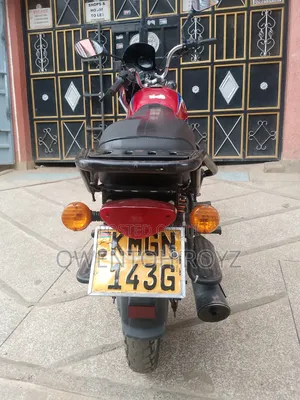 Bajaj Boxer 125 2025 Red