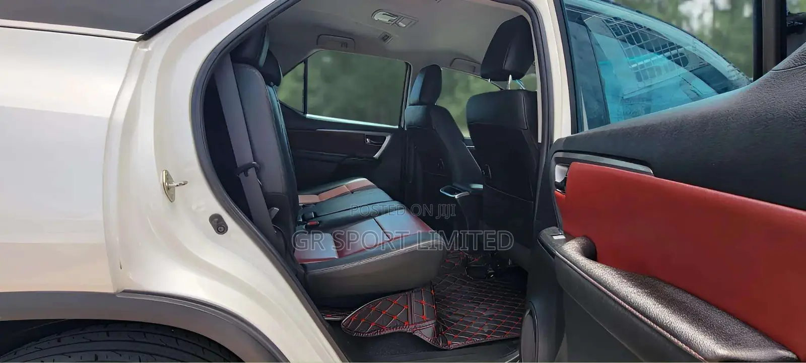 Toyota Fortuner 2.8 D AWD 2019 White
