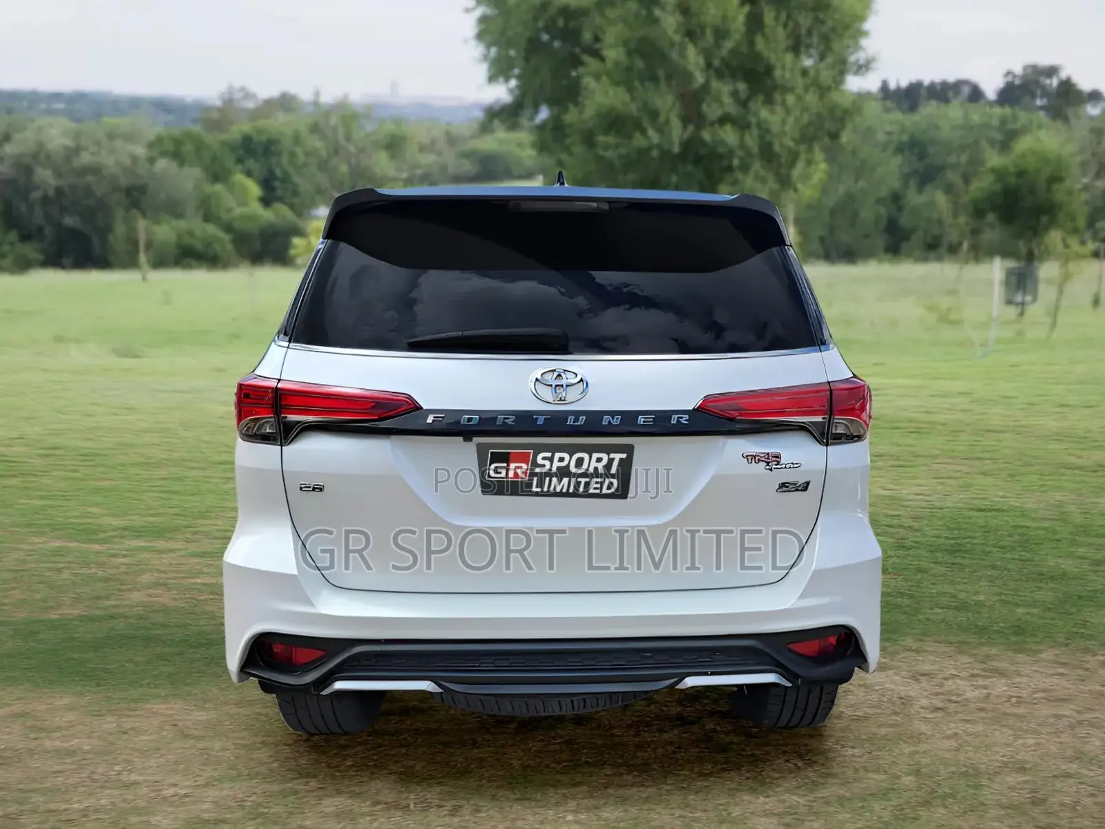 Toyota Fortuner 2.8 D AWD 2019 White
