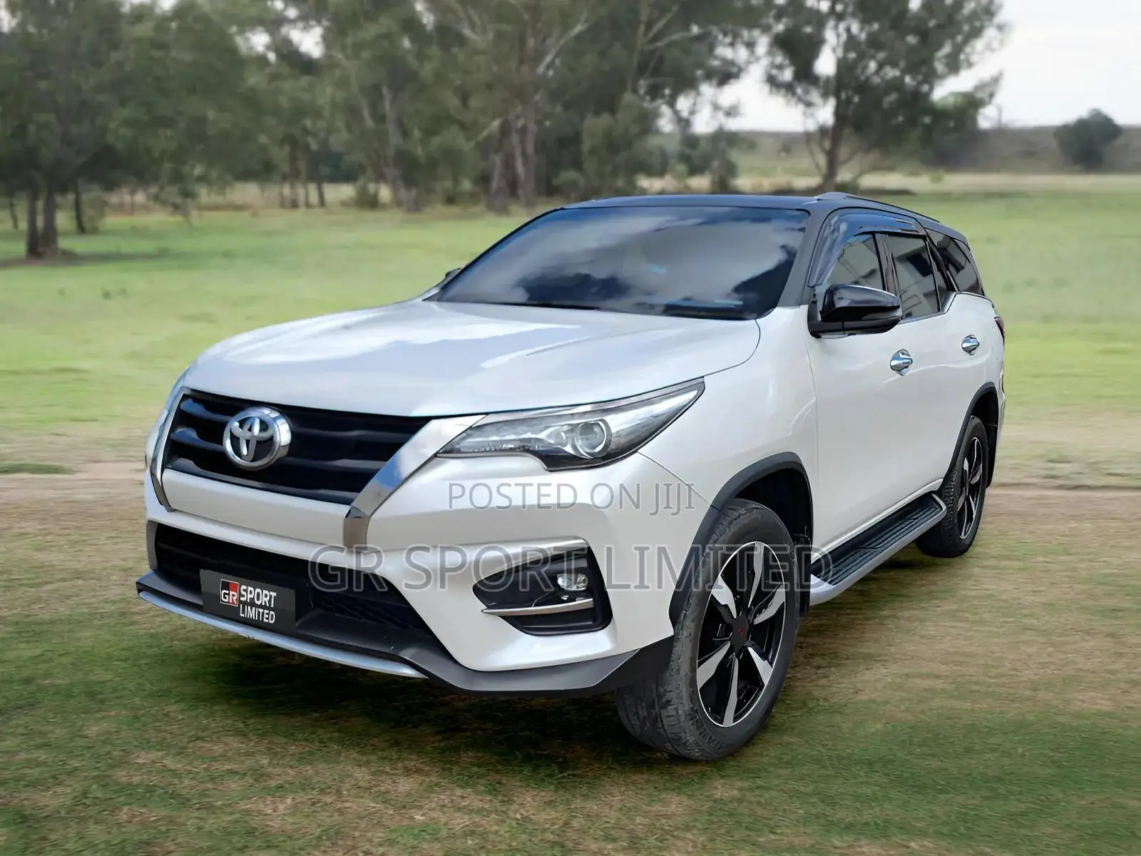 Toyota Fortuner 2.8 D AWD 2019 White