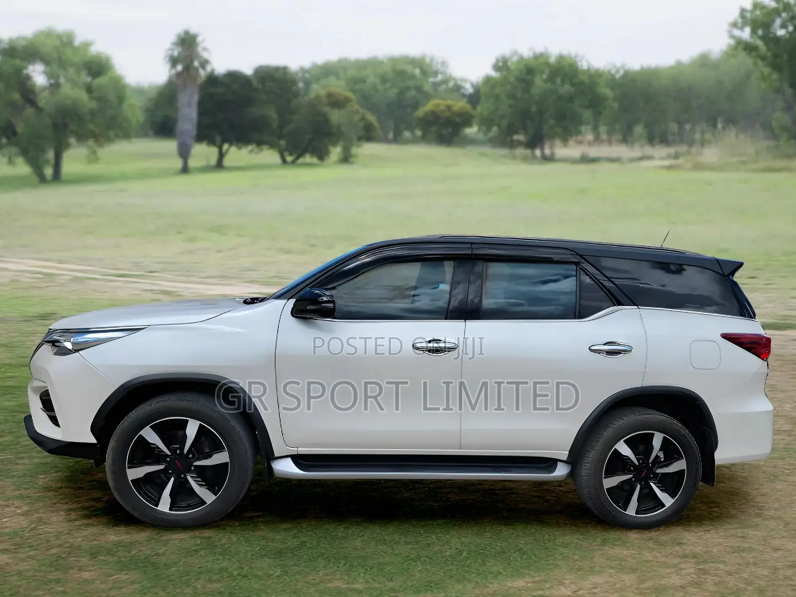Toyota Fortuner 2.8 D AWD 2019 White