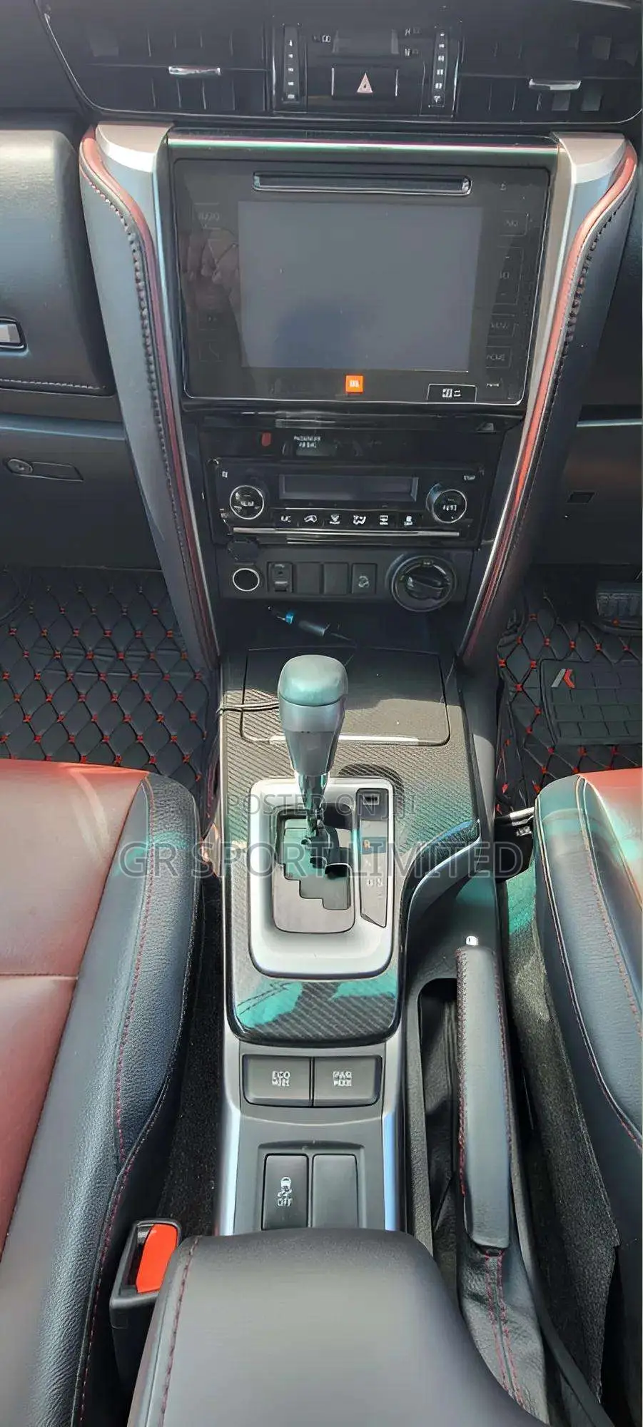 Toyota Fortuner 2.8 D AWD 2019 White