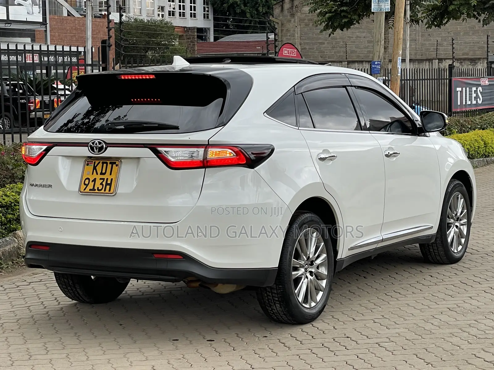 Toyota Harrier 2018 White