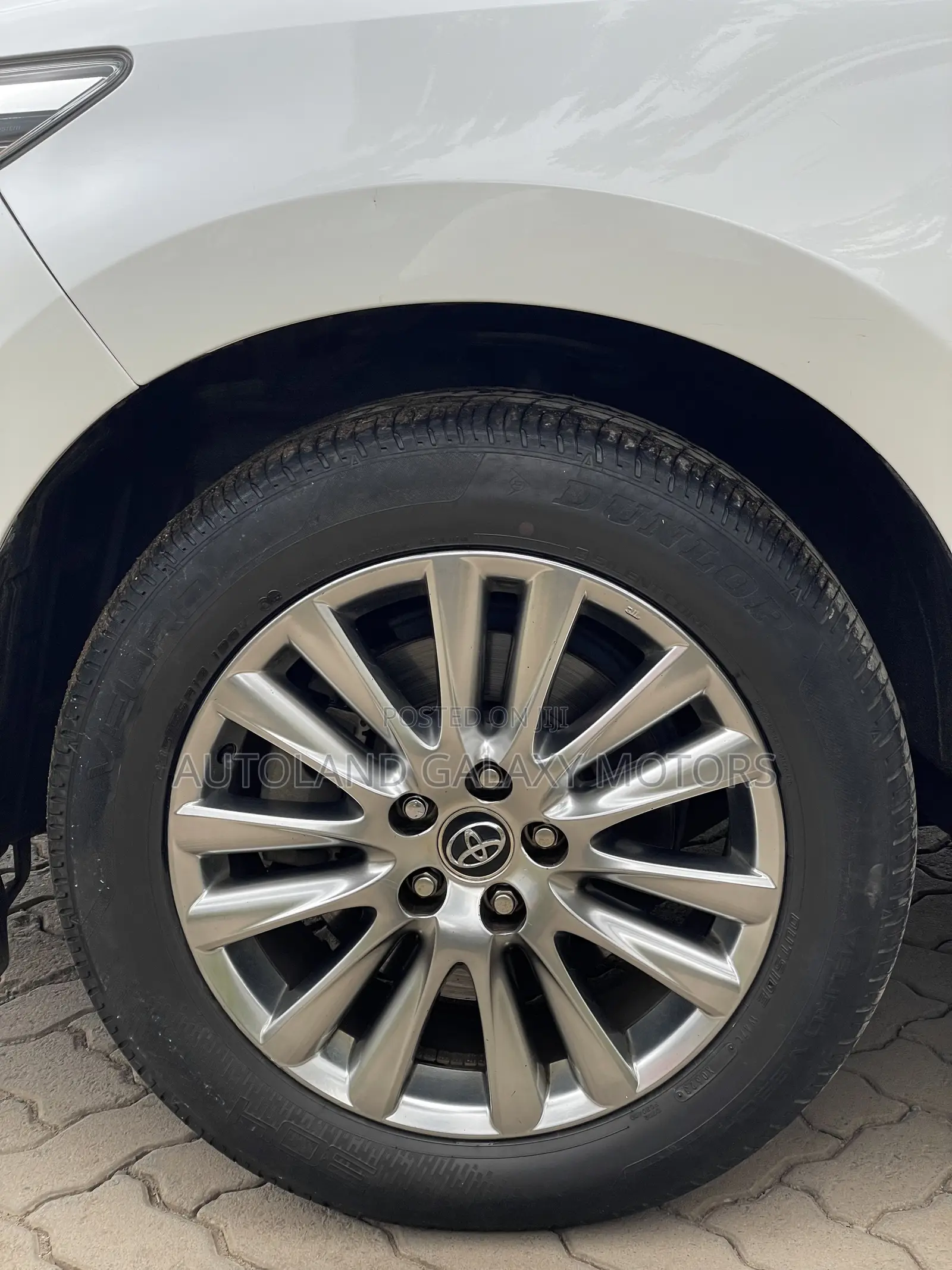 Toyota Harrier 2018 White