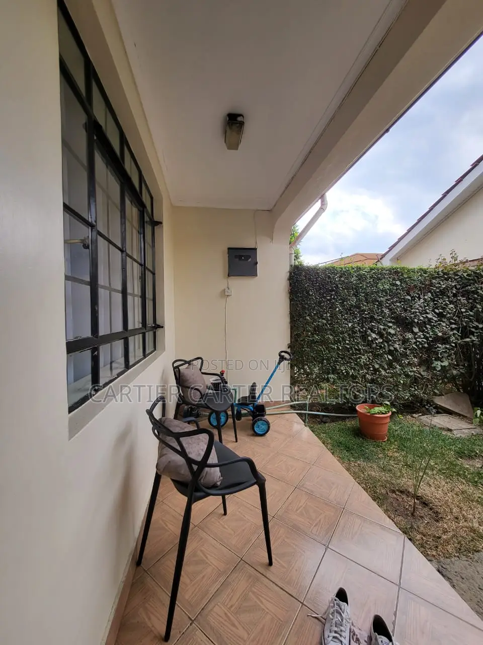 3bdrm House in Gateway Mall Area for sale