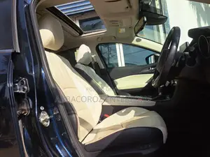 Mazda Axela 2018 Blue
