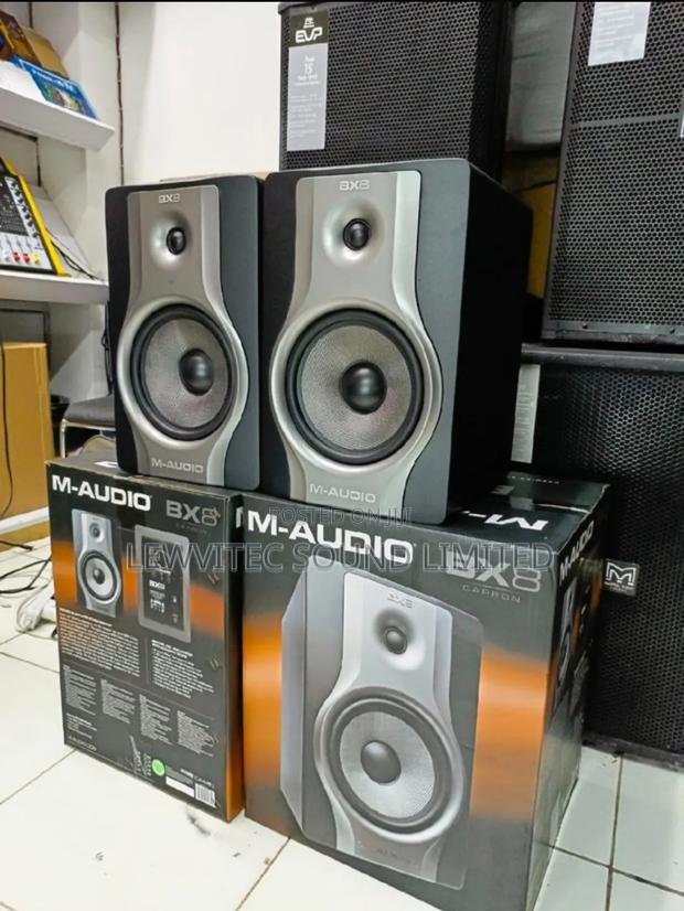 M Audio Bx8 Carbon