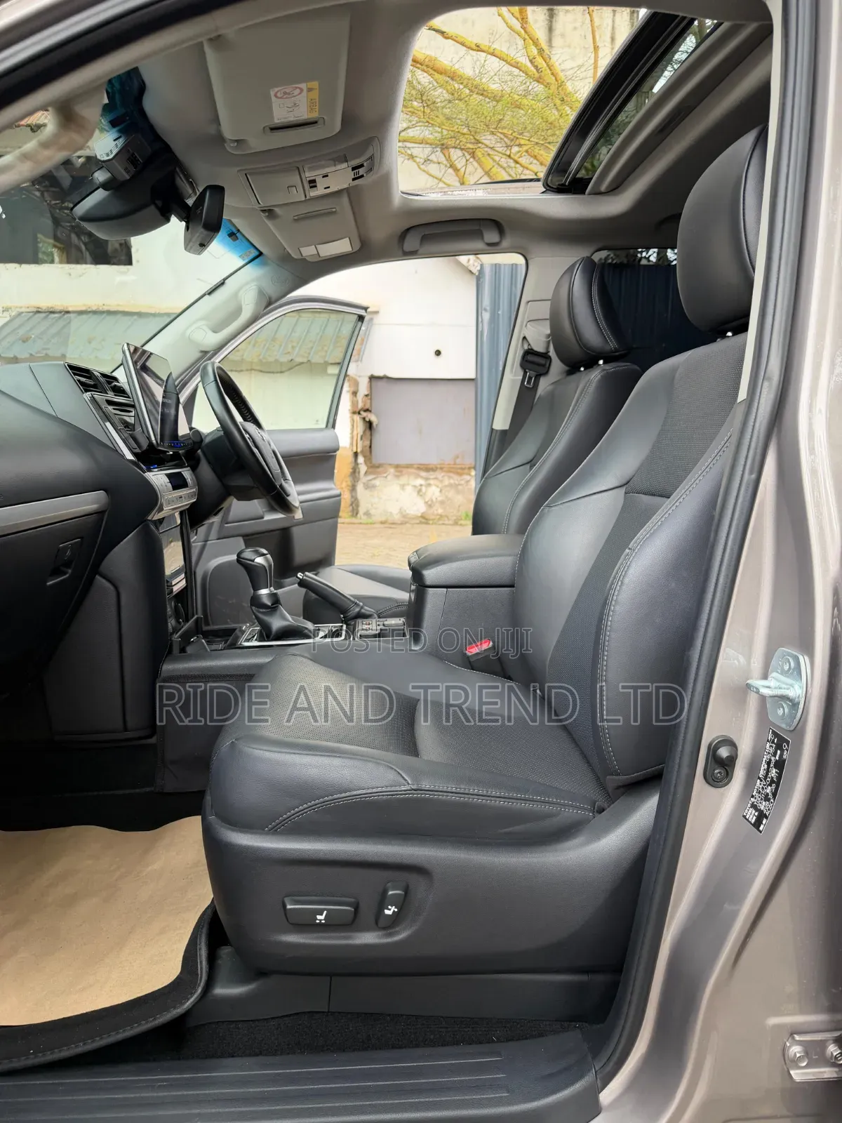 Toyota Land Cruiser Prado 2.8 2021 Gold