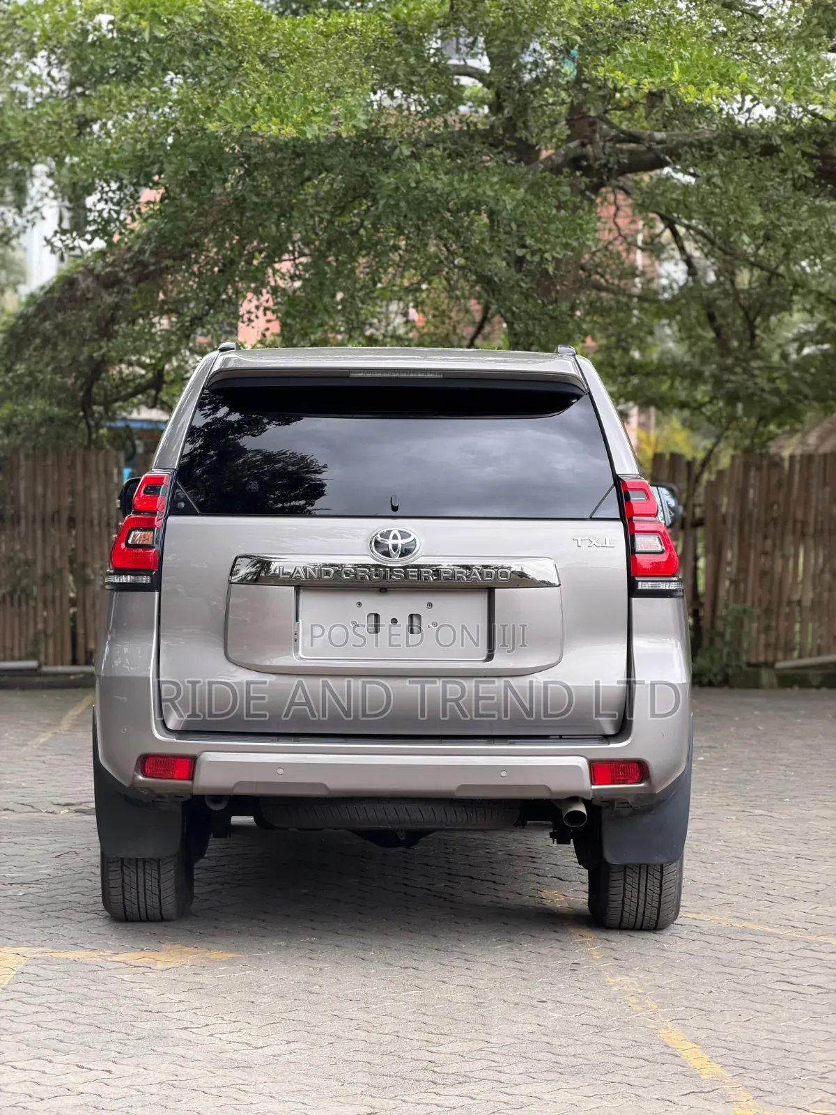 Toyota Land Cruiser Prado 2.8 2021 Gold
