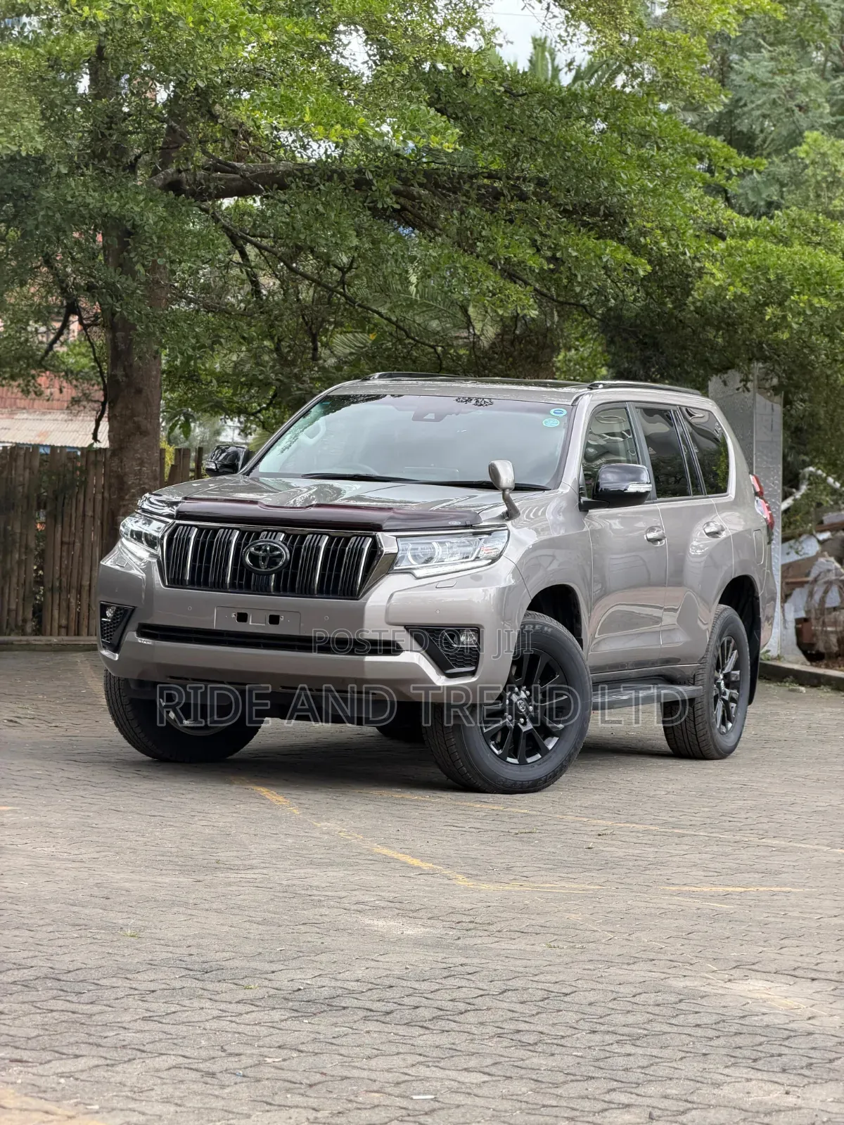 Toyota Land Cruiser Prado 2.8 2021 Gold