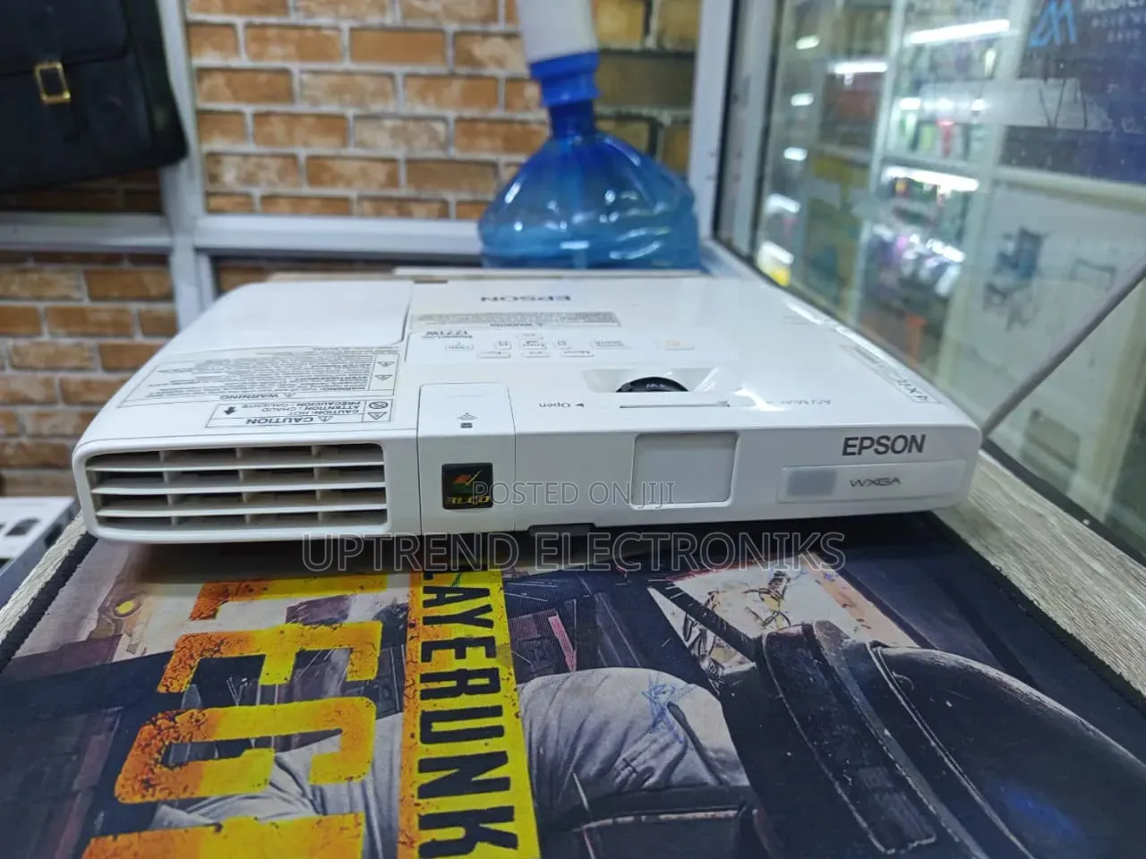 Epson Eb-W1771 Projector