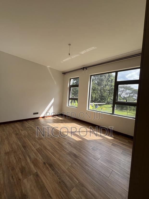6bdrm Villa in Lavington for sale - thumbnail 6
