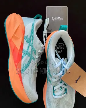 Asics Novablast 5 Sea Teal