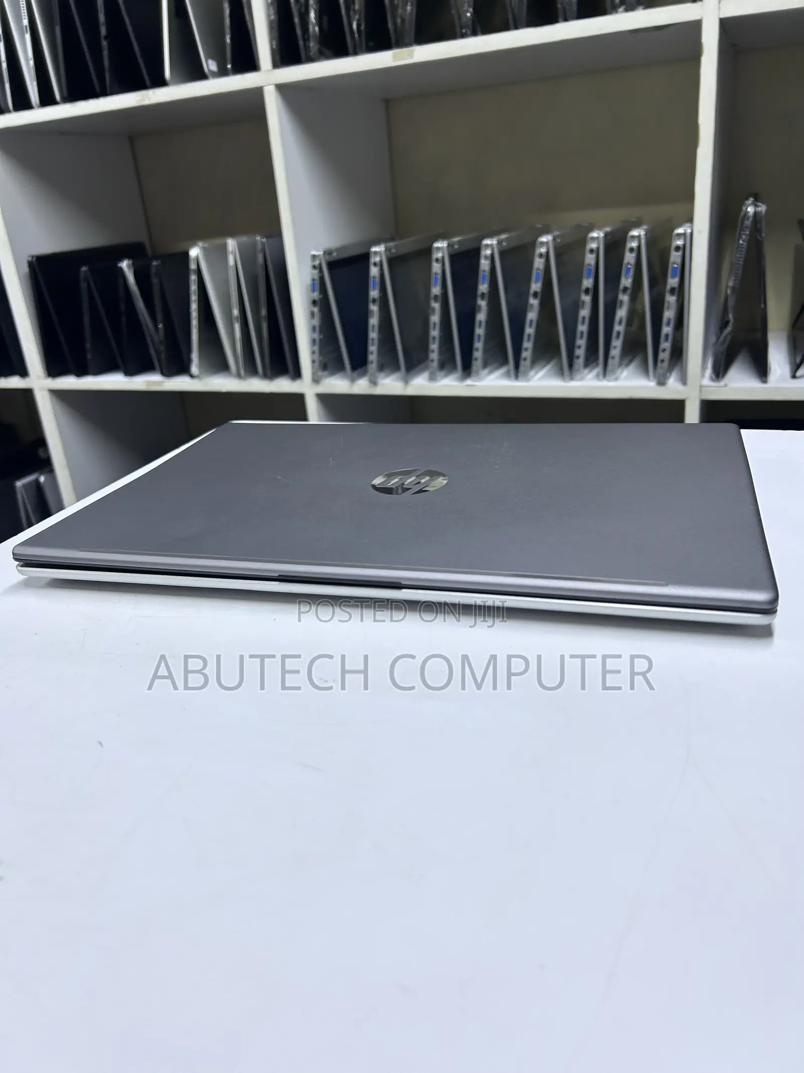 Laptop HP 250 G10 8GB Intel Core i3 SSD 256GB
