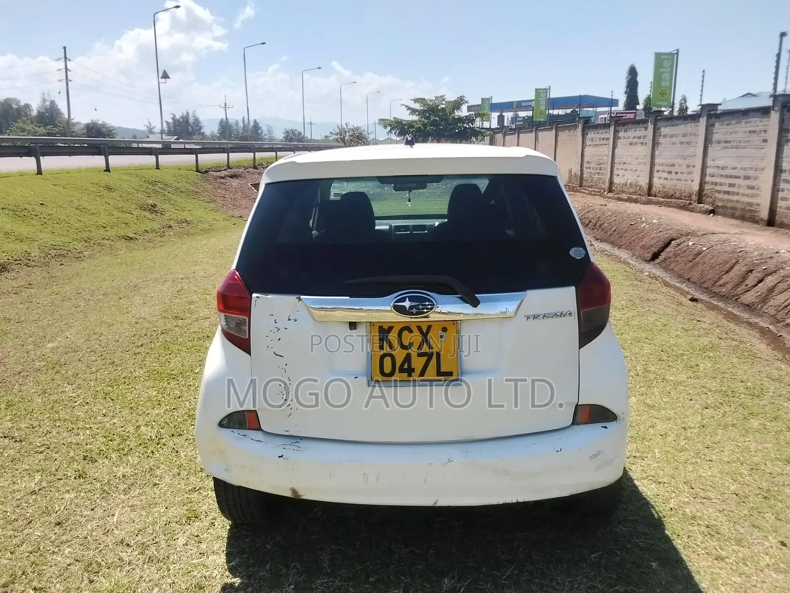 Subaru Trezia 2013 White