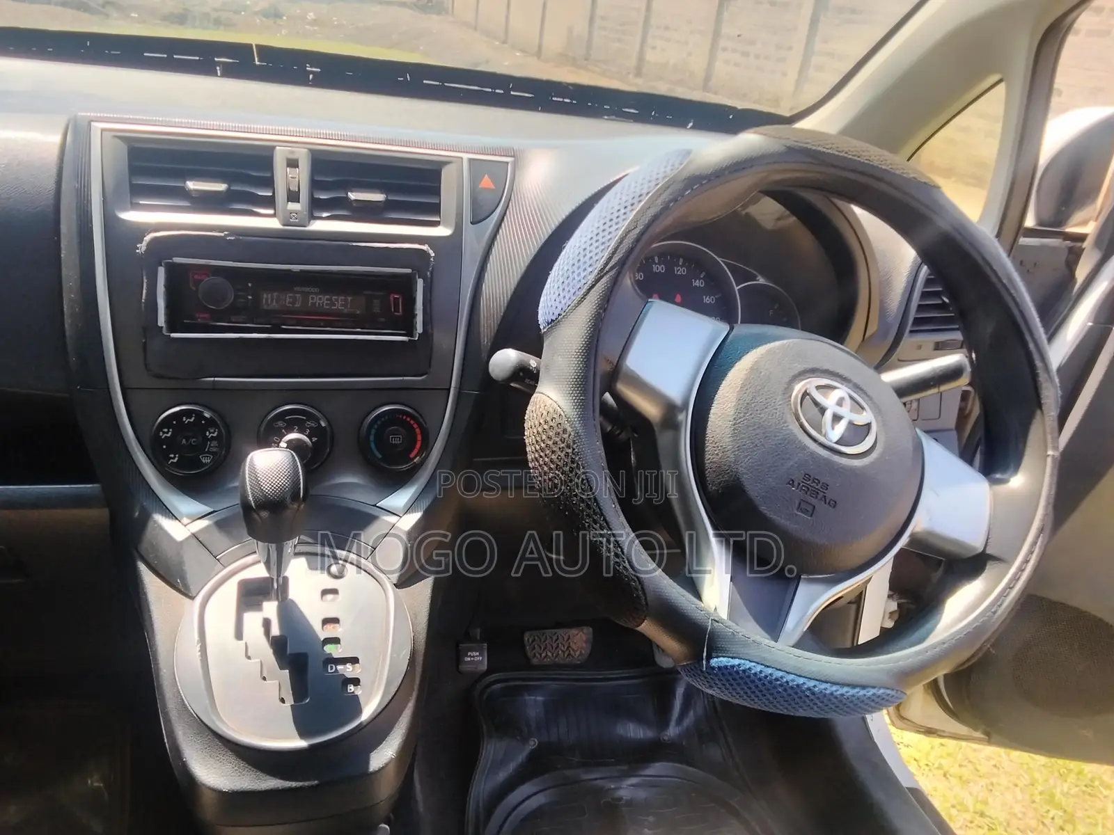 Subaru Trezia 2013 White