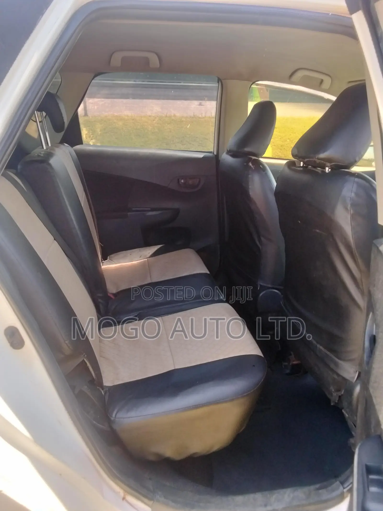 Subaru Trezia 2013 White