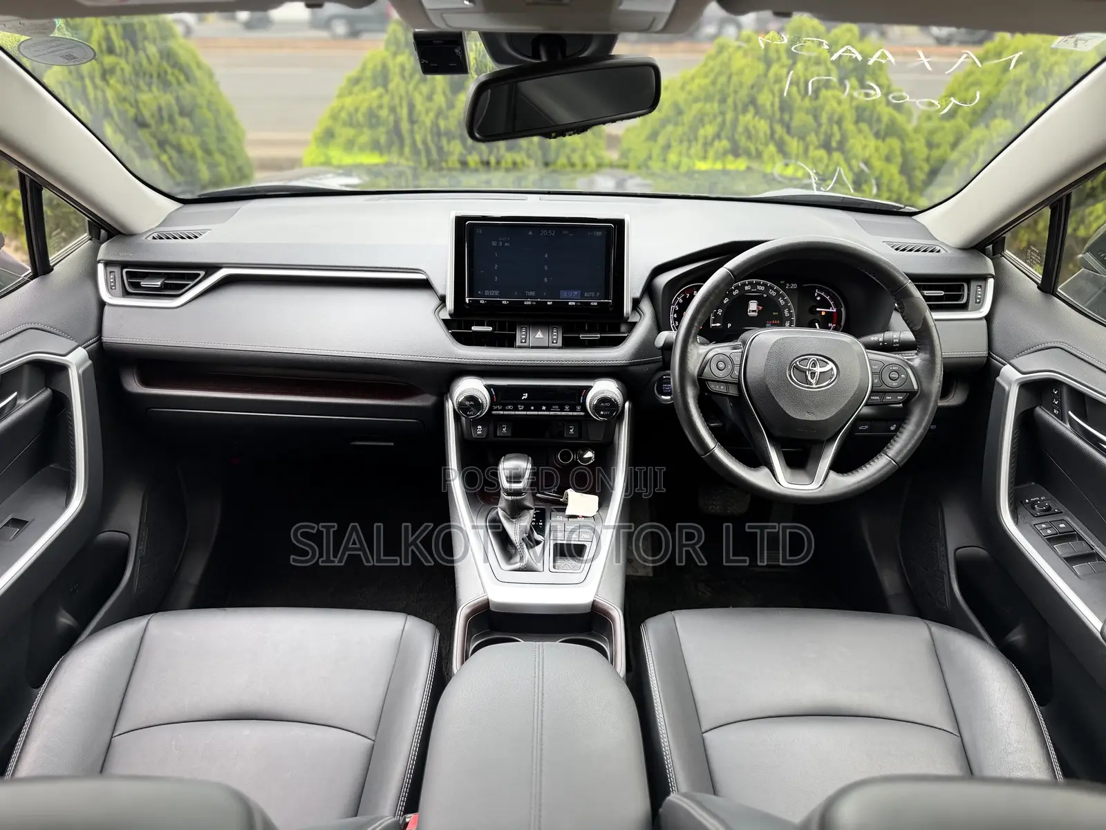 Toyota RAV4 Limited AWD 2019 Gray