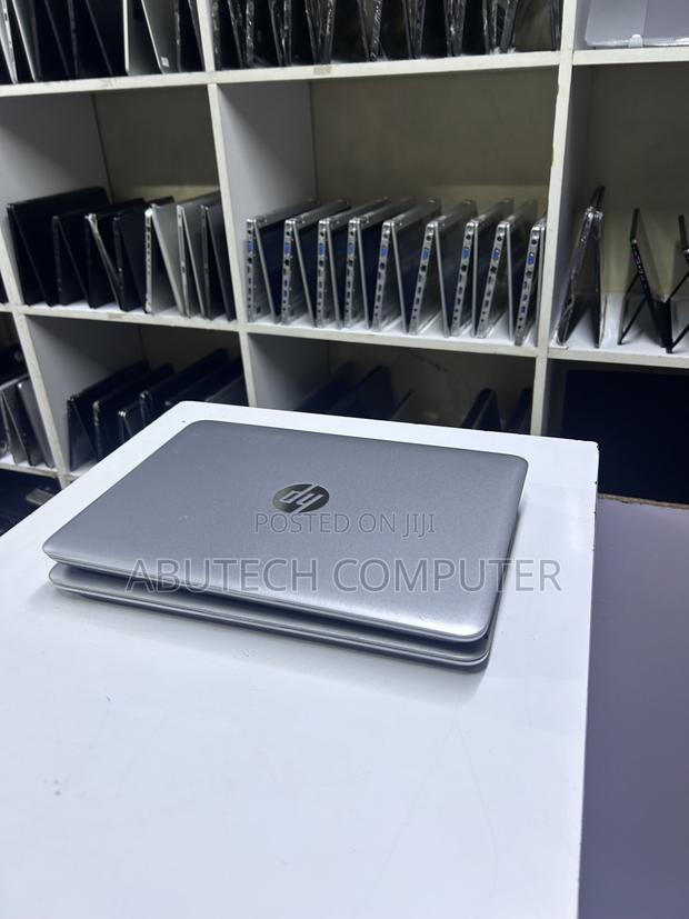 Laptop HP EliteBook 820 G3 8GB Intel Core i5 SSD 256GB - thumbnail 2