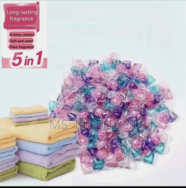 5-in-1 Laundry Pods + Laundry Beads - thumbnail 2