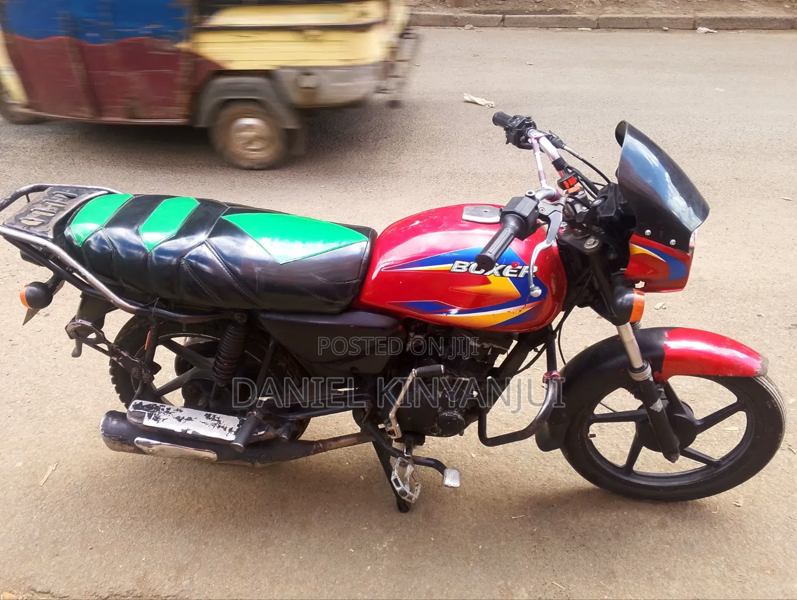 Bajaj Boxer 150 UG 2023 Red