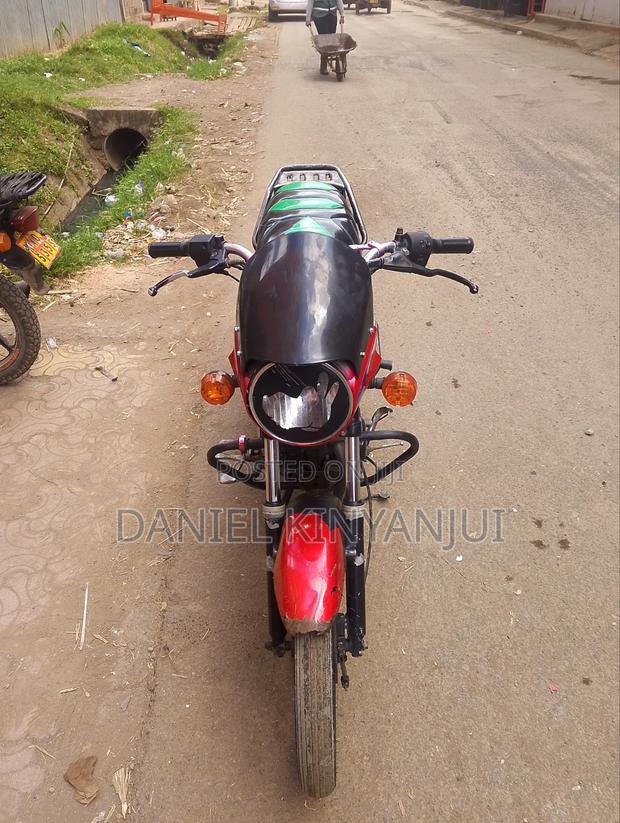 Bajaj Boxer 150 UG 2023 Red - thumbnail 4