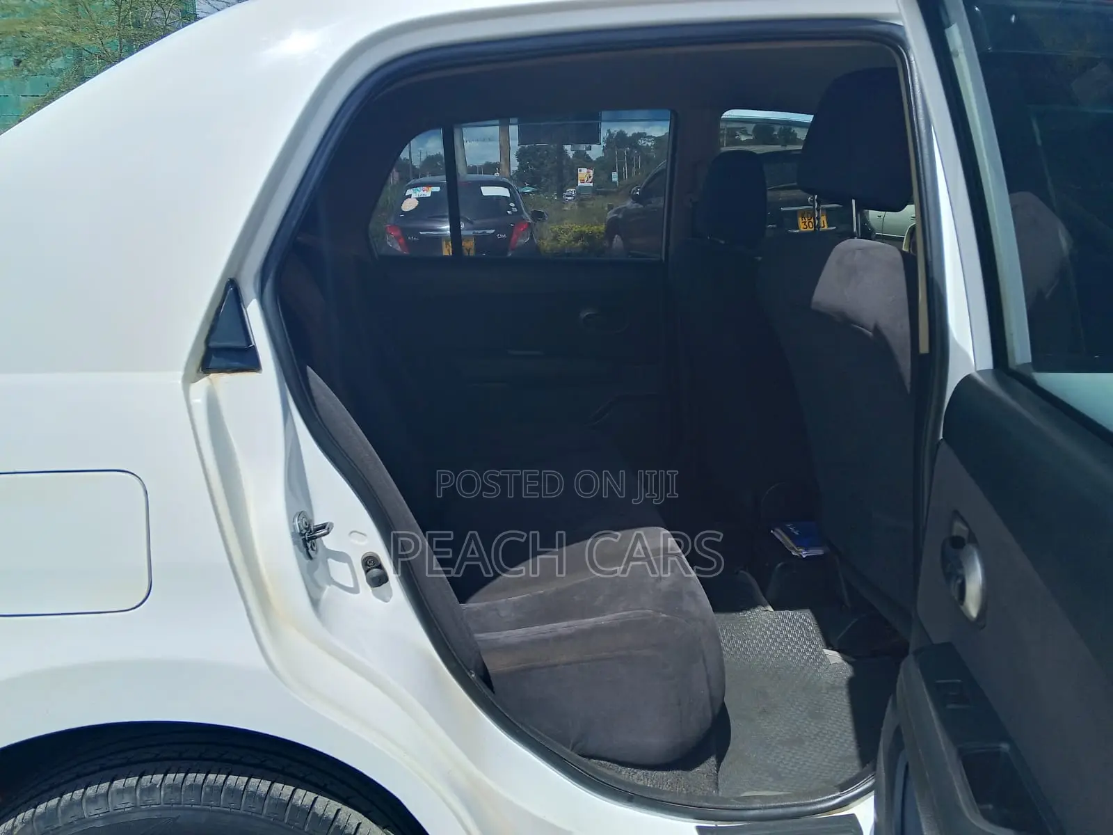 Nissan Tiida 2012 White