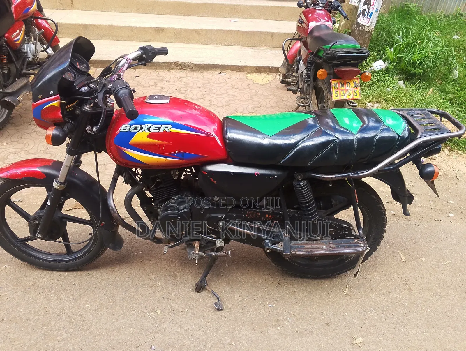Bajaj Boxer 150 UG 2023 Red