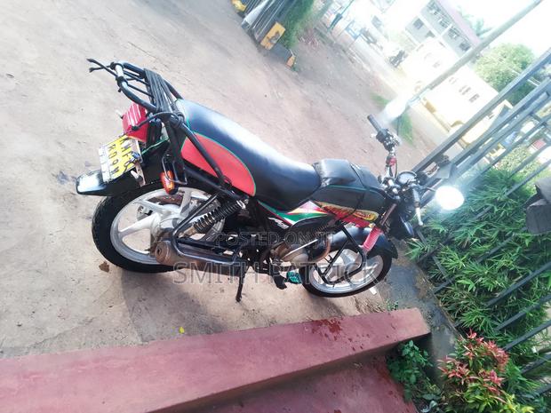 Honda CB 2021 Red - thumbnail 3