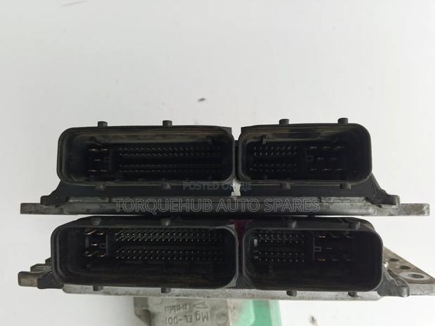 Nissan Sunny B15 Engine Computer - thumbnail 2