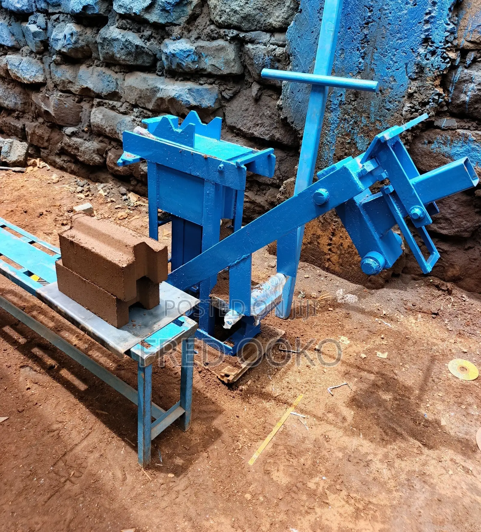 Interlocking Brick Machines