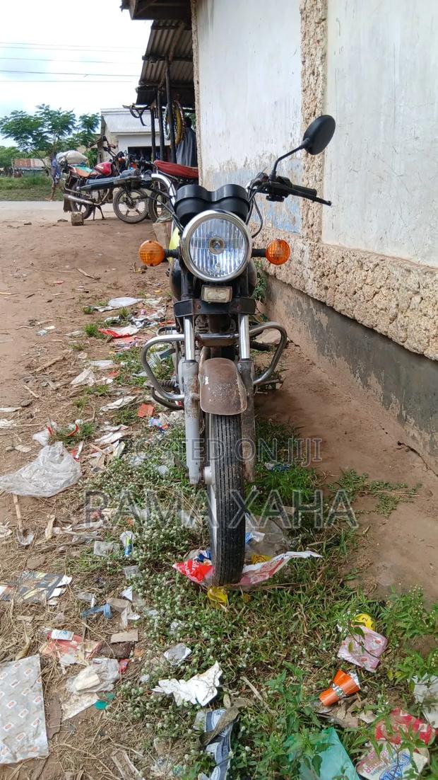 Bajaj Boxer 100 2022 Black - thumbnail 8