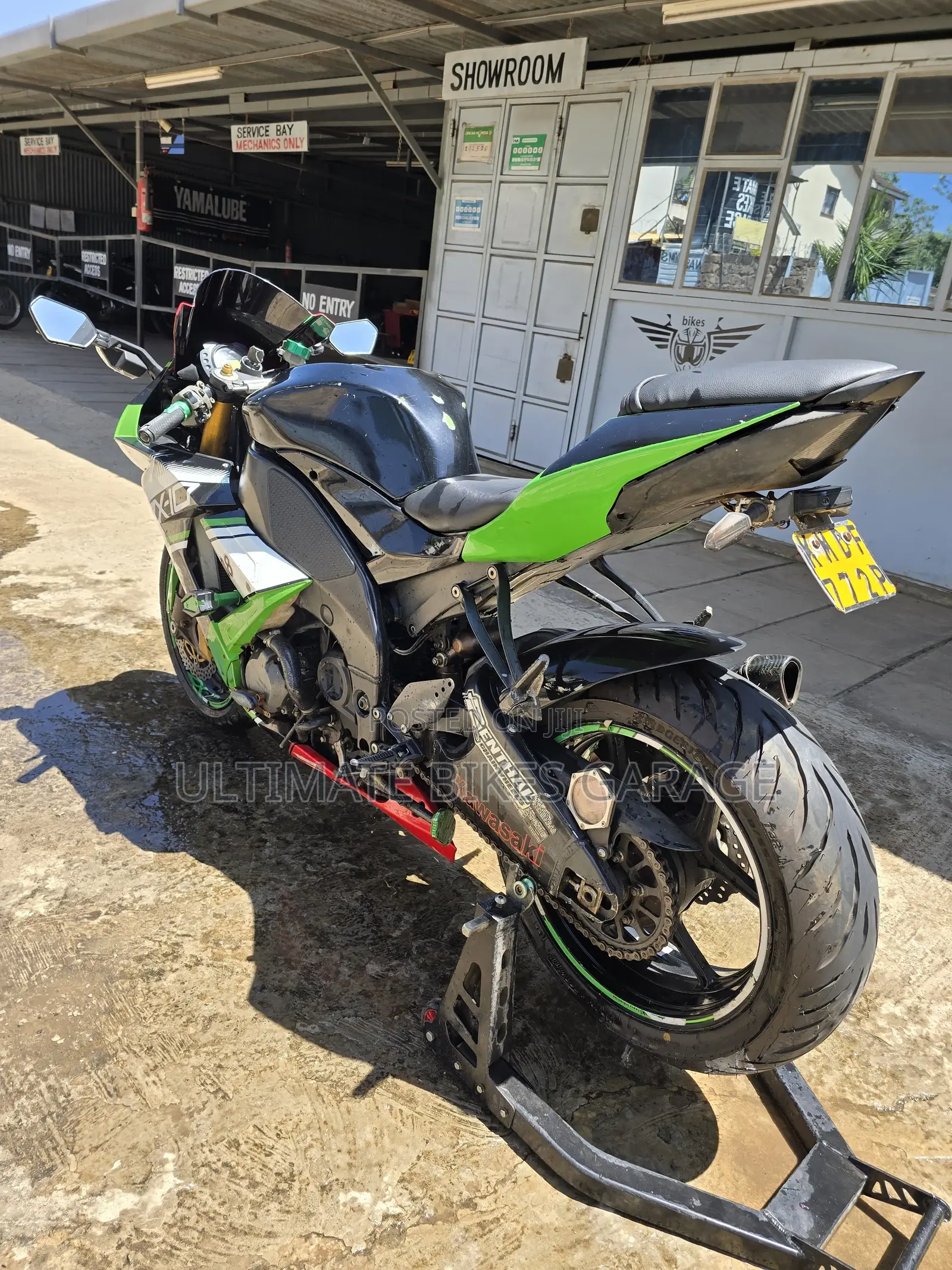 Kawasaki Ninja ZX-10R 2010 Green