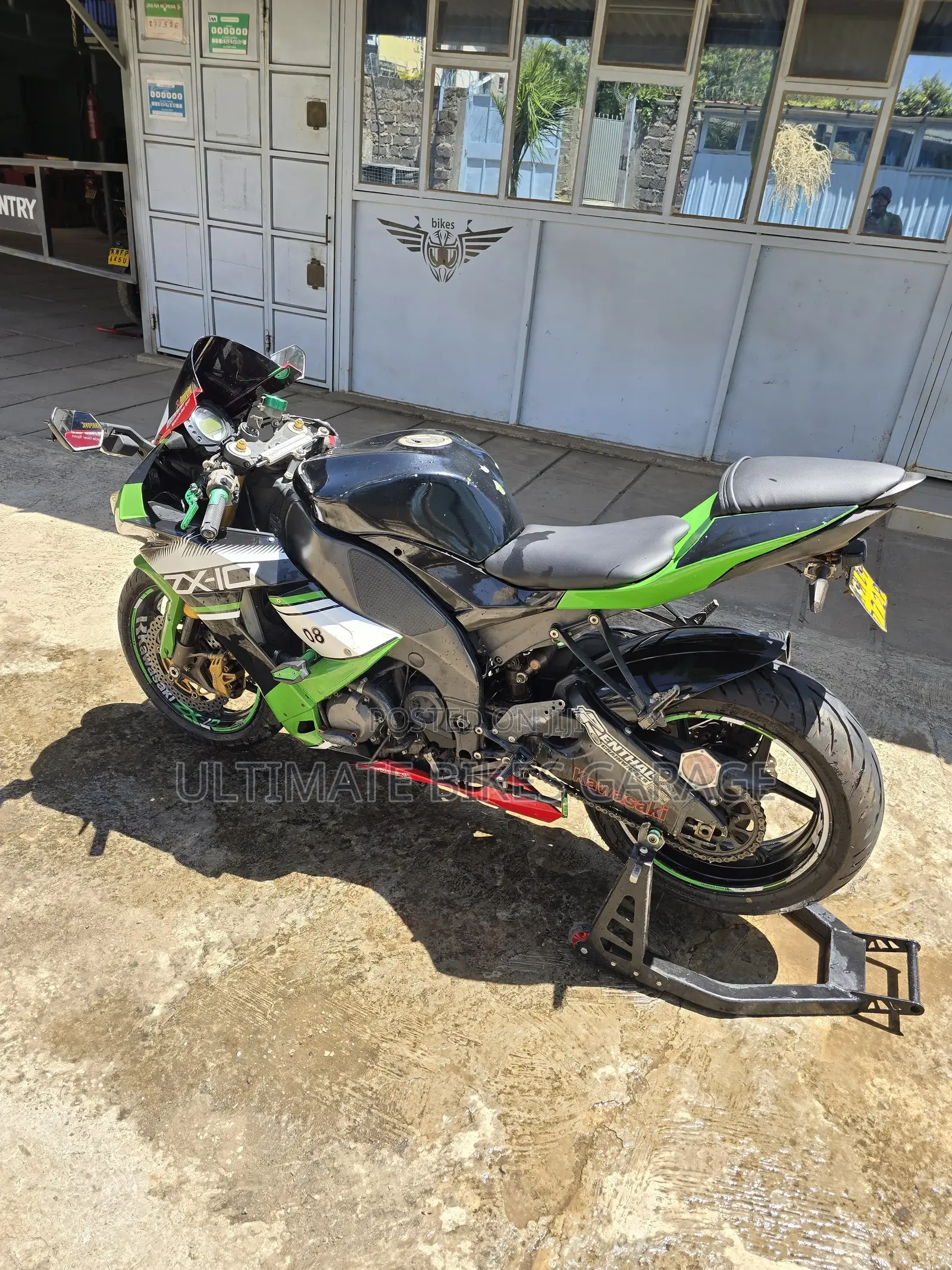 Kawasaki Ninja ZX-10R 2010 Green