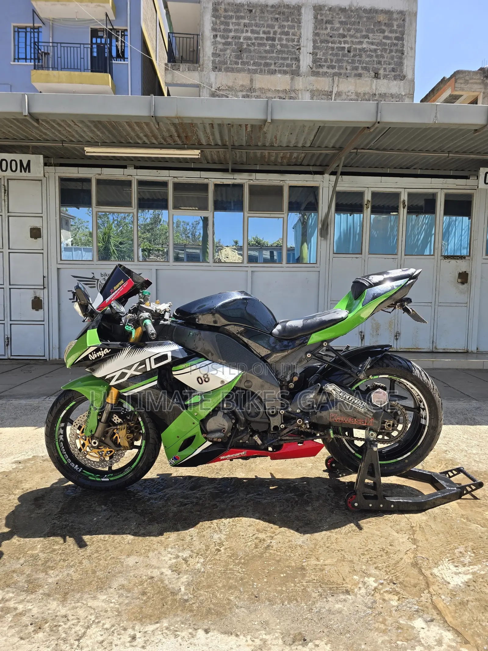 Kawasaki Ninja ZX-10R 2010 Green