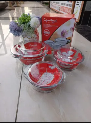 *Restocked Signature Set of 3 Glass Casserole*
