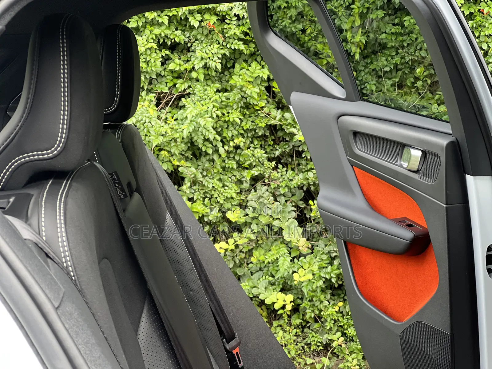 Volvo XC40 T5 Petrol AWD 2019 White
