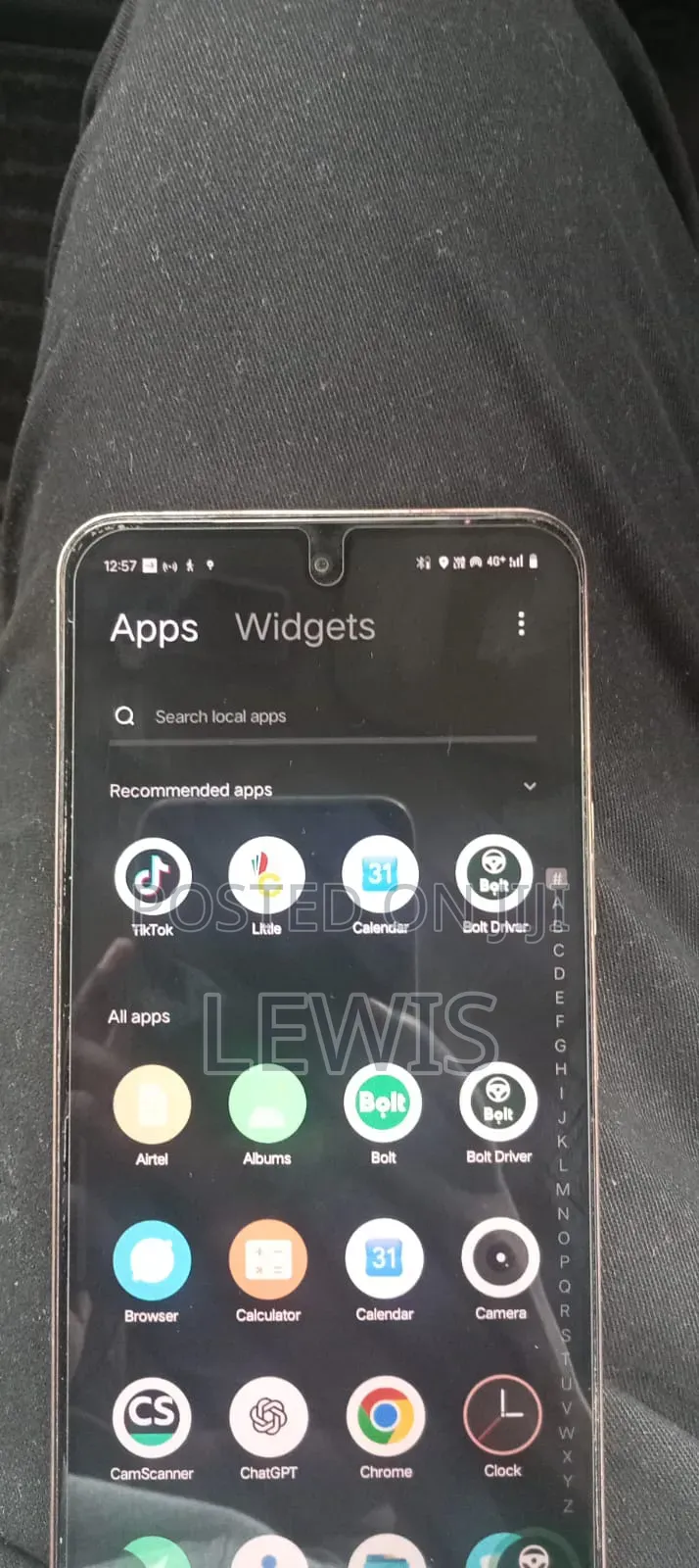 Vivo Y28 8 GB Gold