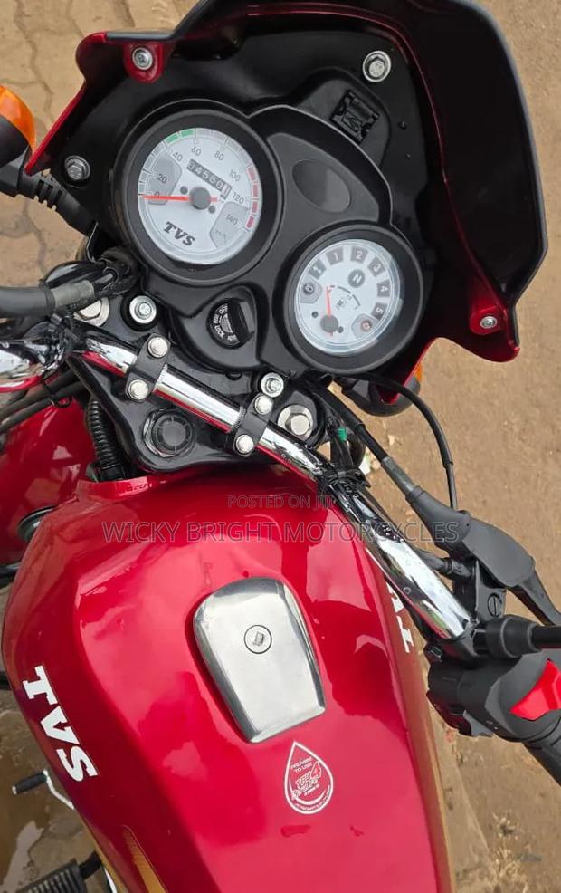 TVS HLX Plus ES 2025 Red - thumbnail 4