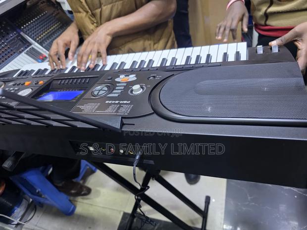 PSR-S438 Keyboard 61 Keys