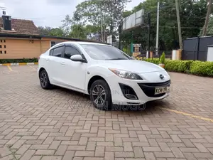 Mazda Axela 2011 White
