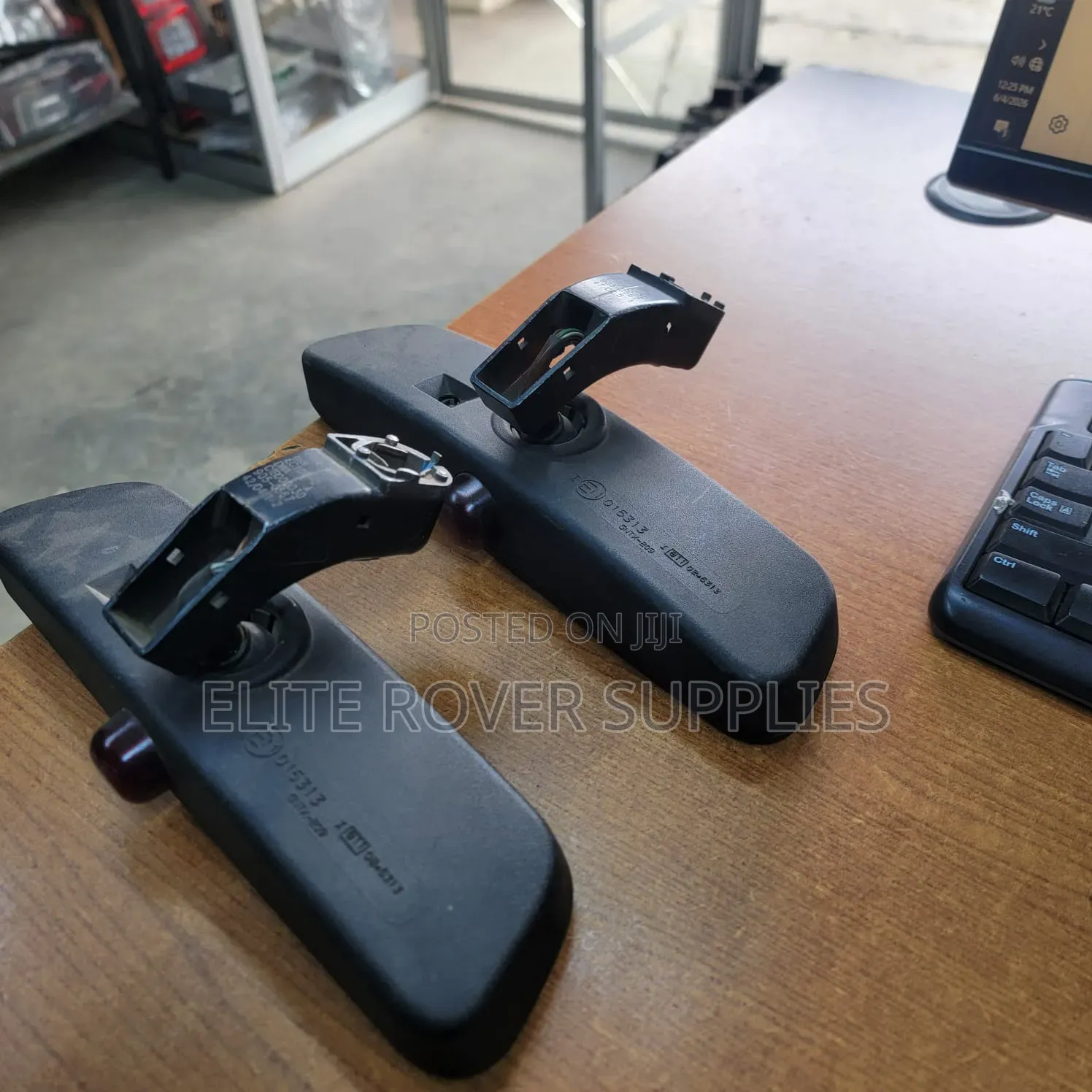 Range Rover Vogue L322 Rear View Mirror 2002–2009 Original Used