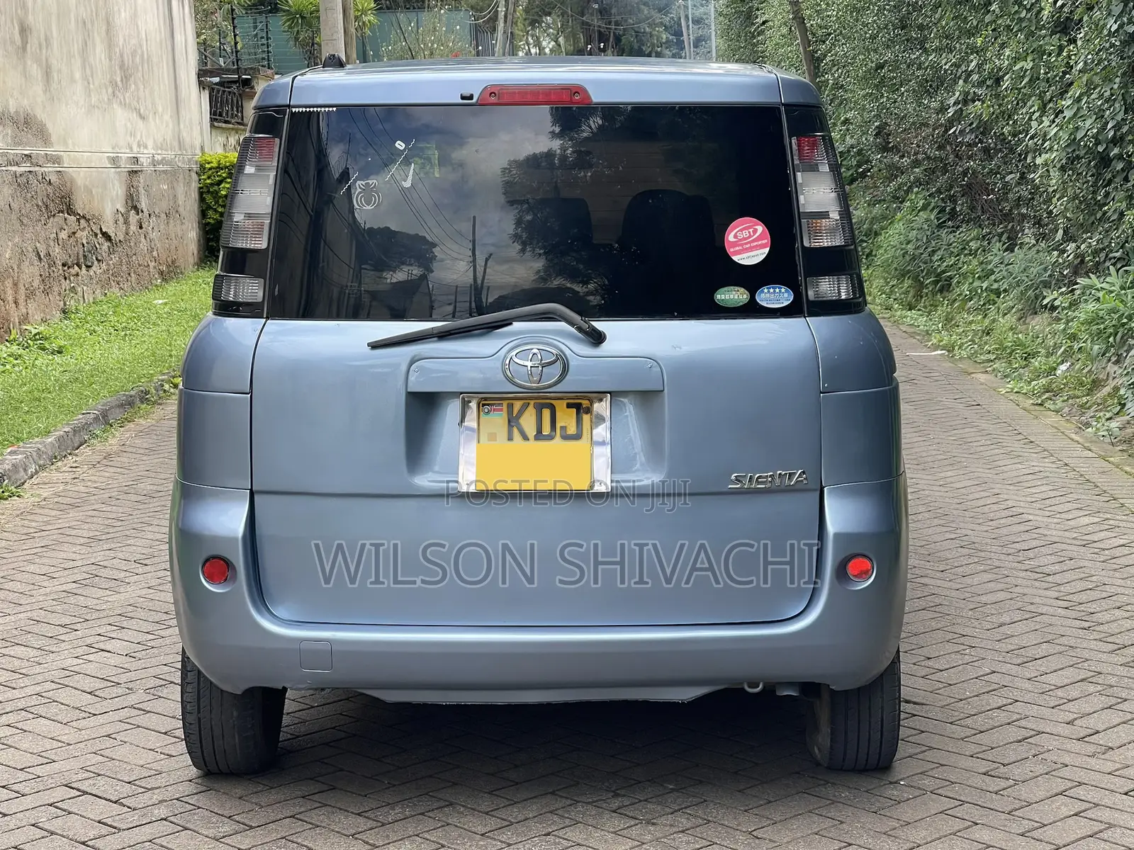 Toyota Sienta 2015 Blue