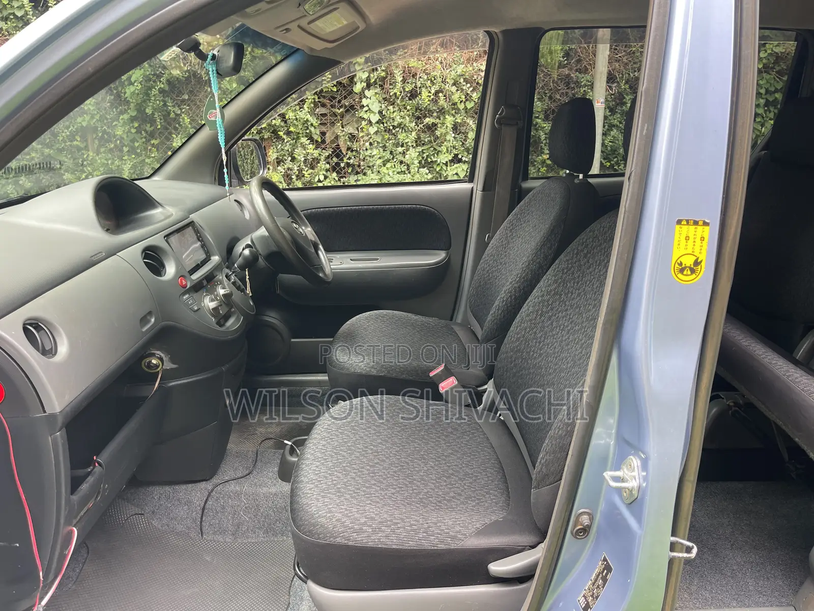 Toyota Sienta 2015 Blue