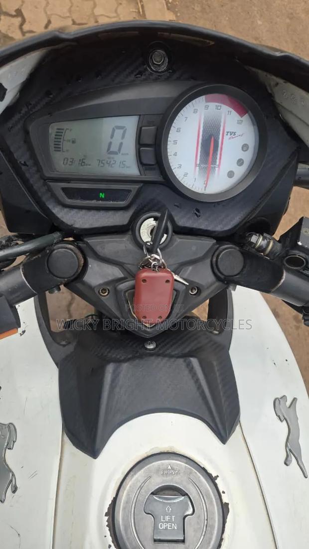 Motorcycle 2020 White - thumbnail 3
