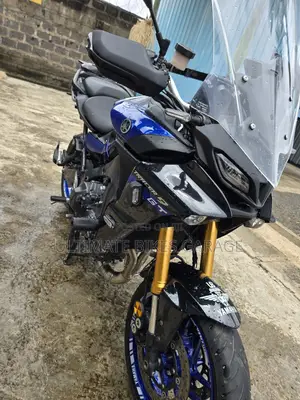 Yamaha 2023 Blue