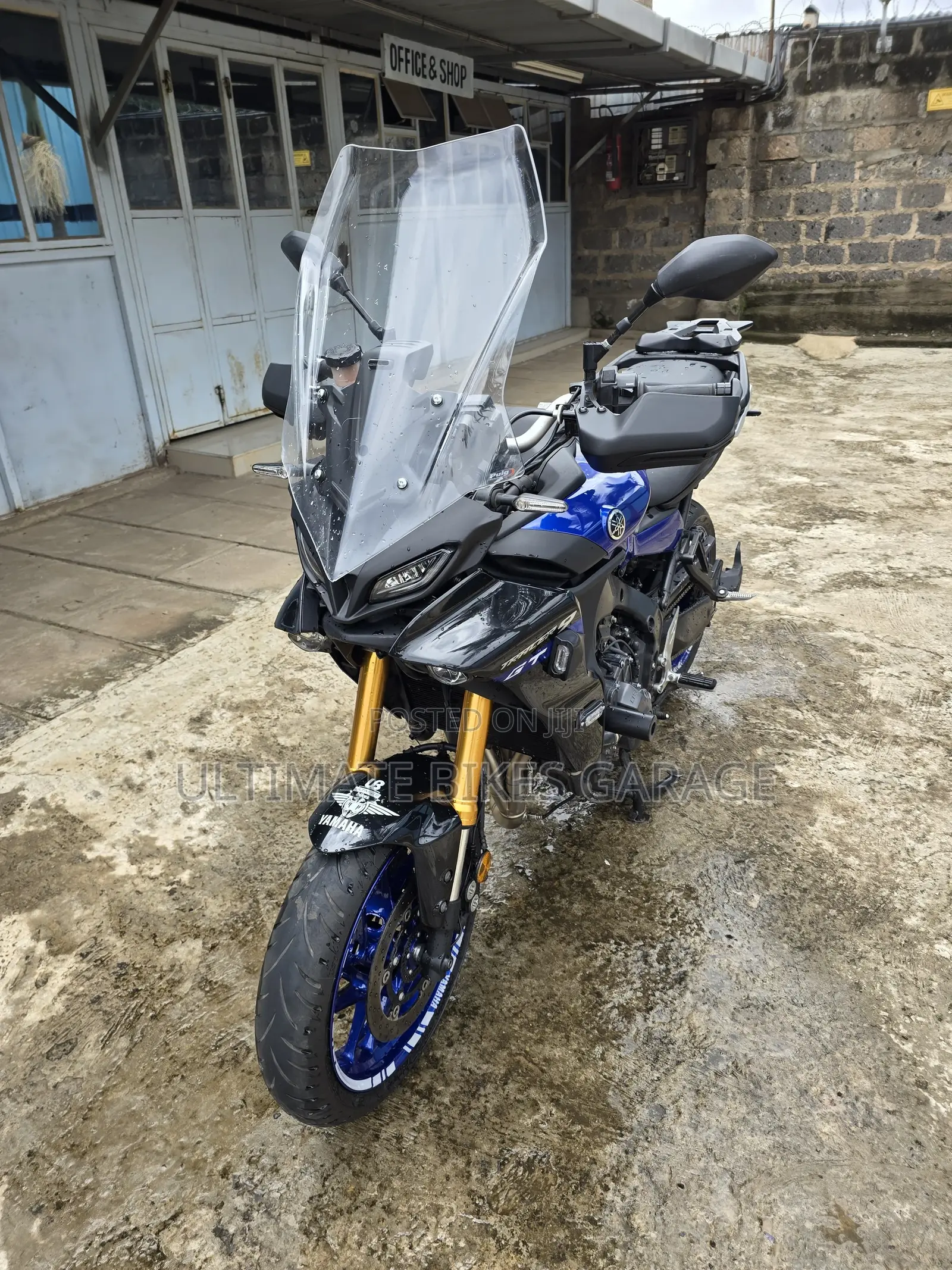 Yamaha 2023 Blue